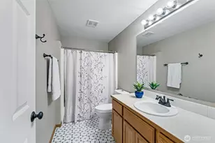 2302 13th Ave Ct SW, Puyallup, WA 98371 - Photo 20