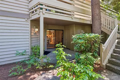 1354 Bellevue Way NE #3, Bellevue, WA 98004 - Photo 16