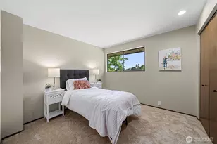 17326 NE 18th Pl, Bellevue, WA 98008 - Photo 26