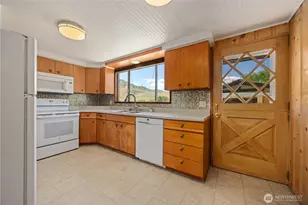 744 Riverview Cemetery Rd, Chelan, WA 98816 - Photo 22