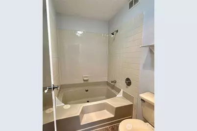406 10th Street #C201, Kirkland, WA 98033 - Photo 14