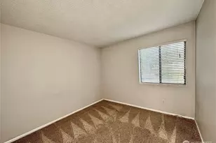 406 10th St, Kirkland, WA 98033 - Photo 8