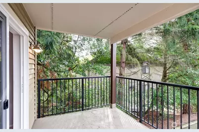 406 10th Street #C201, Kirkland, WA 98033 - Photo 4