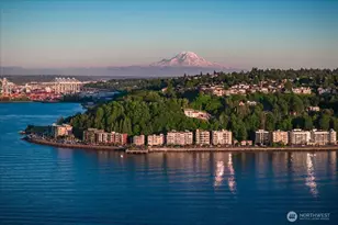 1019 California Ln SW, Seattle, WA 98116 - Photo 16