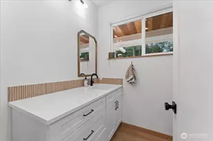 188 Sparrow Ln, Castle Rock, WA 98611 - Photo 12