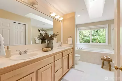 10930 Kelly Road NE, Carnation, WA 98014 - Photo 30