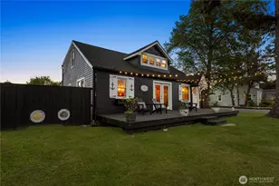 4202 L Pl, Seaview, WA 98641 - Photo 2