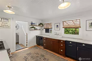 4202 L Pl, Seaview, WA 98641 - Photo 10