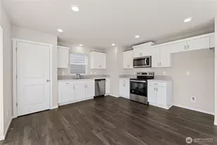 5850 Ivanoff Ln SW, Port Orchard, WA 98367 - Photo 2