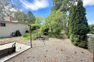 63 Kermal Rd, Omak, WA 98841 - Photo 16