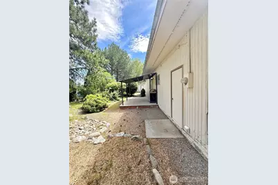63 Kermal Road, Omak, WA 98841 - Photo 12