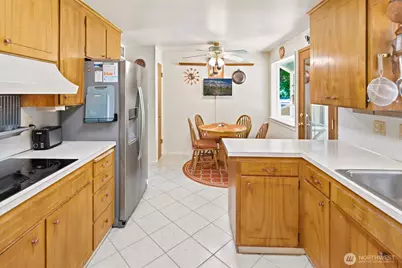 3610 NE 197th Street, Lake Forest Park, WA 98155 - Photo 20