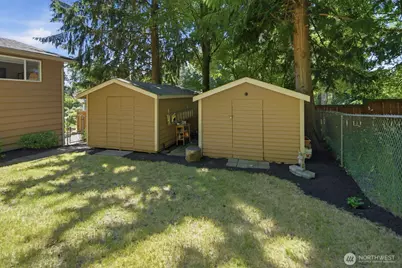 3610 NE 197th Street, Lake Forest Park, WA 98155 - Photo 10