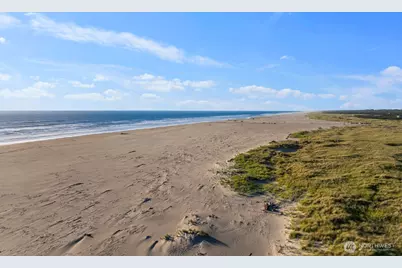 1211 Ocean Beach Boulevard S, Long Beach, WA 98631 - Photo 40