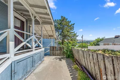 330 Roosevelt Avenue, Wenatchee, WA 98801 - Photo 30