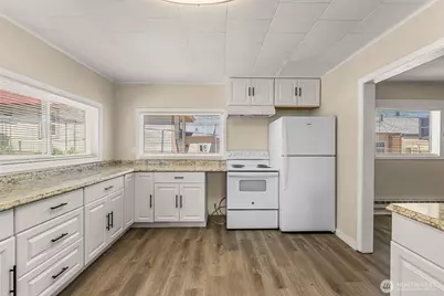 330 Roosevelt Avenue, Wenatchee, WA 98801 - Photo 16