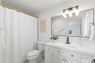 3519 NE 95th St, Seattle, WA 98115 - Photo 10