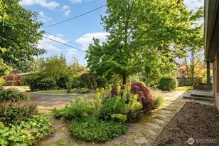 726 N 137th St, Seattle, WA 98133 - Photo 22