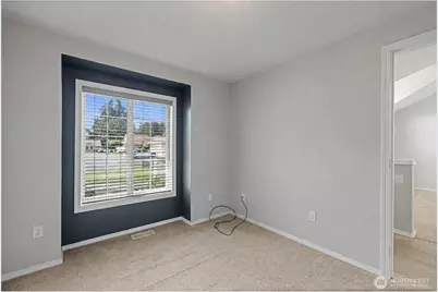 8 Lakewood Oaks Drive SW, Lakewood, WA 98499 - Photo 4