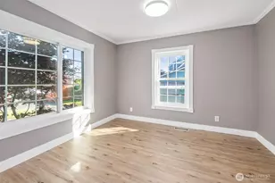 616 7th St, Hoquiam, WA 98550 - Photo 6