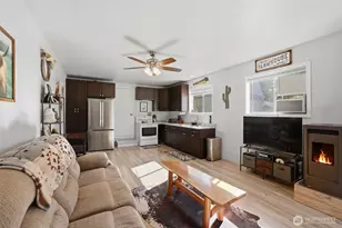 365 Black Bear Dr, Cle Elum, WA 98922 - Photo 4