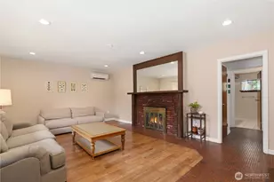 305 S 35th St, Tacoma, WA 98418 - Photo 6