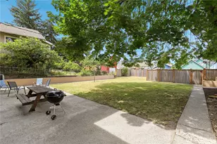 305 S 35th St, Tacoma, WA 98418 - Photo 32