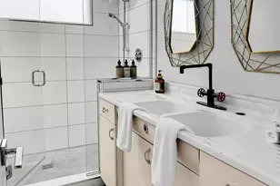 1115 8th Ave W, Seattle, WA 98119 - Photo 24