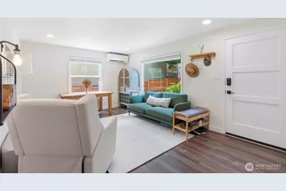 9440 35th Avenue SW, Seattle, WA 98126 - Photo 4