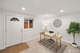 337 N 105th St, Seattle, WA 98133 - Photo 10
