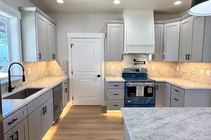22 Benjamin Pl, Malaga, WA 98828 - Photo 8