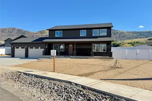 22 Benjamin Pl, Malaga, WA 98828 - Photo 2