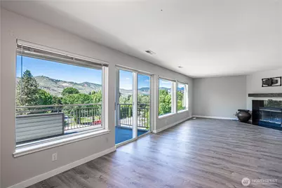 808 W Manson Highway #B202, Chelan, WA 98816 - Photo 8