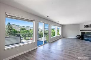 808 W Manson Hwy, Chelan, WA 98816 - Photo 8