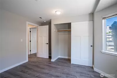808 W Manson Highway #B202, Chelan, WA 98816 - Photo 26