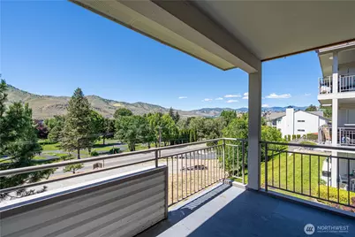 808 W Manson Highway #B202, Chelan, WA 98816 - Photo 14