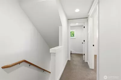 3128 Franklin Avenue E #B, Seattle, WA 98102 - Photo 14