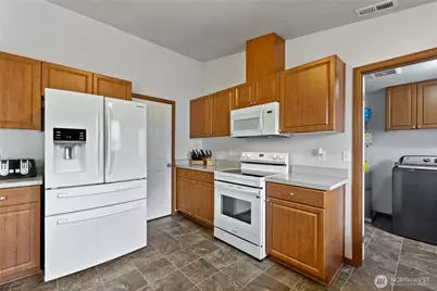 15914 85th Avenue E, Puyallup, WA 98375 - Photo 12