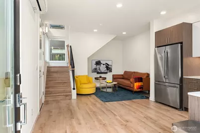 422 10th Avenue E #F, Seattle, WA 98102 - Photo 2