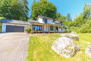 178 Bella Bella Dr, Fox Island, WA 98333 - Photo 4