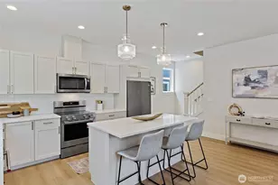 263 NW 42nd St, Seattle, WA 98107 - Photo 8