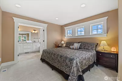 825 Kirkland Way, Kirkland, WA 98033 - Photo 16