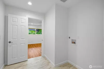 20213 60th Avenue W, Lynnwood, WA 98360 - Photo 8