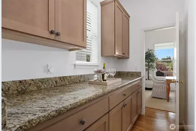 10625 NE 173rd Place, Bothell, WA 98011 - Photo 16