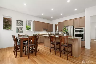 10625 NE 173rd Place, Bothell, WA 98011 - Photo 12