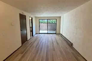 2100 N 106th St, Seattle, WA 98133 - Photo 2