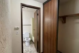 2100 N 106th St, Seattle, WA 98133 - Photo 10