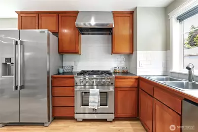 7114 California Avenue SW #A, Seattle, WA 98136 - Photo 6
