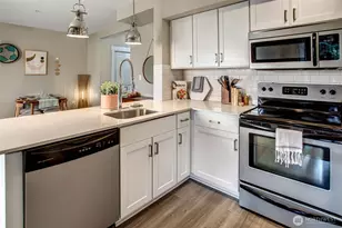 11415 Slater Ave NE, Kirkland, WA 98033 - Photo 12