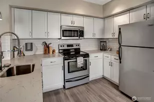 11415 Slater Ave NE, Kirkland, WA 98033 - Photo 10
